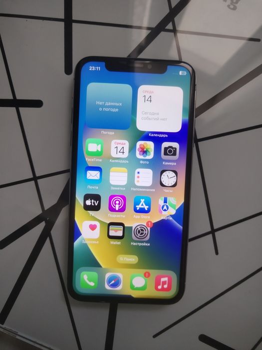 Айфон Х/256g телефон