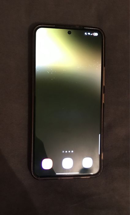 Samsung galaxy s22 8/128