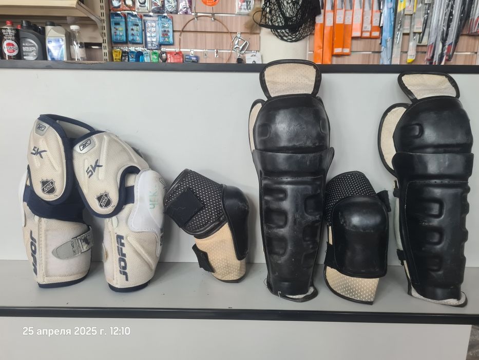 Хоккейная   форма разные размеры