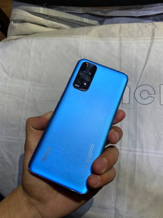 Redmi note 11 sotiladi obmen bor iphonega ustiga pul boʻlsa beraman