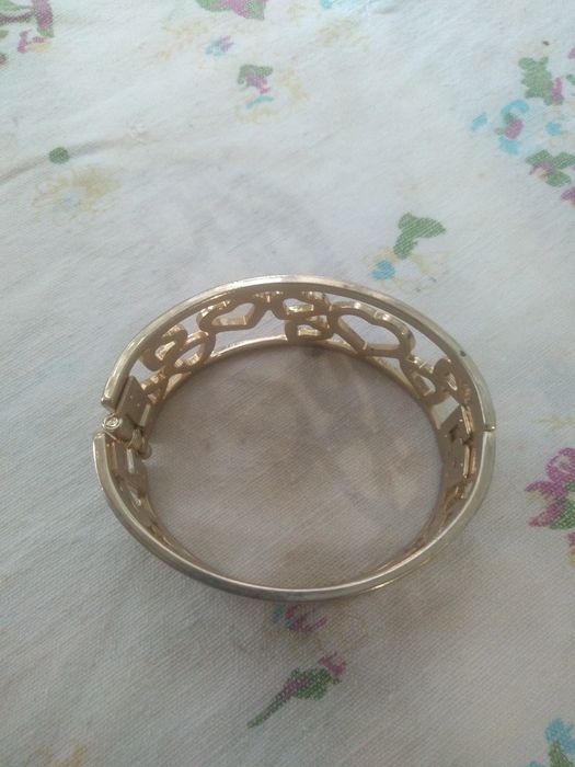 Браслеты 3 вида в объявлении