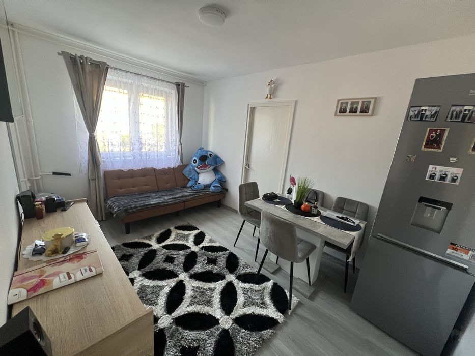 Vand apartament strada feleac