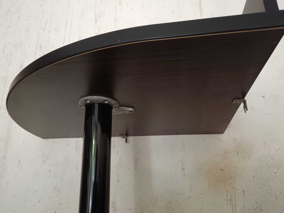 Помощна маса от ПДЧ, цвят венге