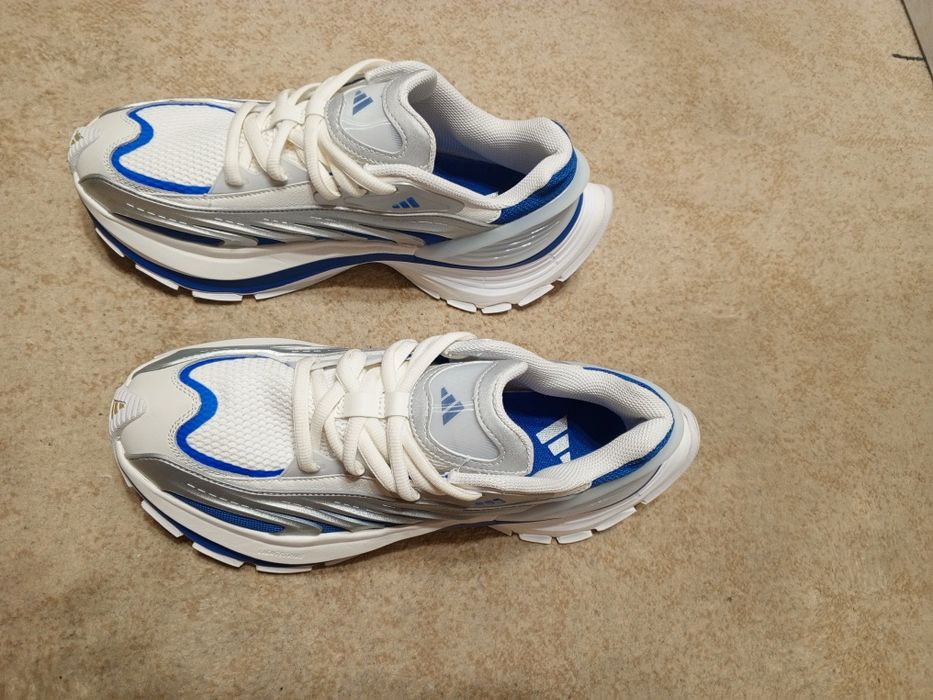 Новые кроссовки Adidas Monstr, 45 размер