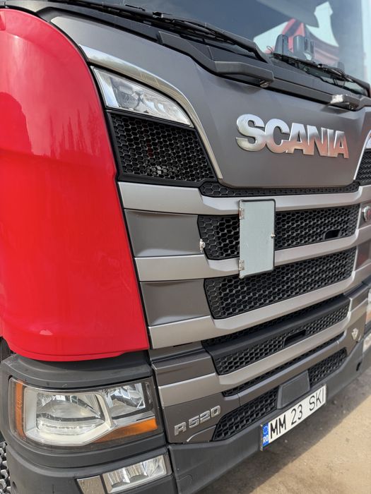 Cap tractor Scania V8  R520  6X2. an 2019 km 400 mii