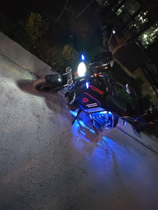 6 ta akumlatrli elektr Sukuter sotiladi kimga kerak bo'lsa aloqaga