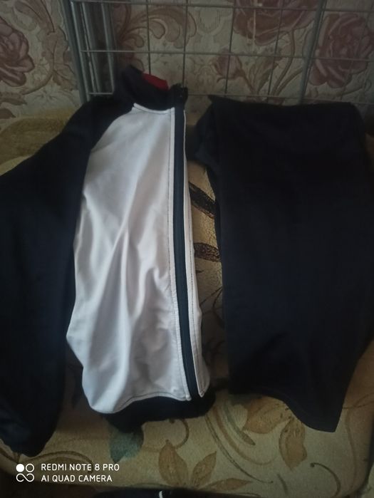 Продам кофту на девочку