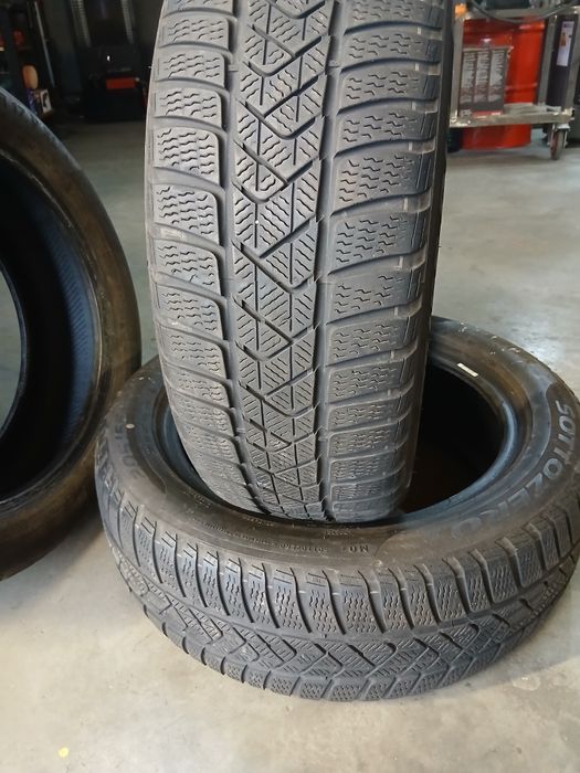 Anvelope iarna 205/55/17 și 225/50/18
