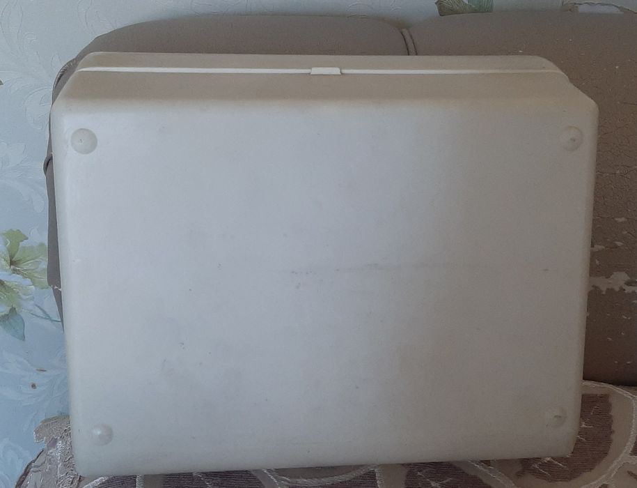 Продам весы настенные