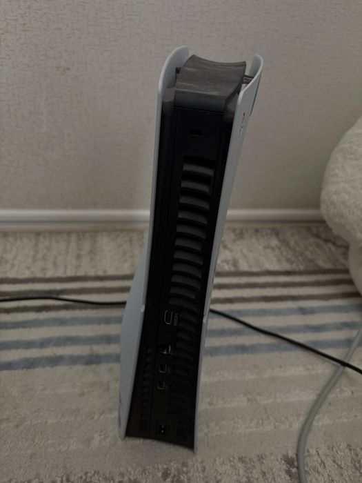 СРОЧНО продам PS5