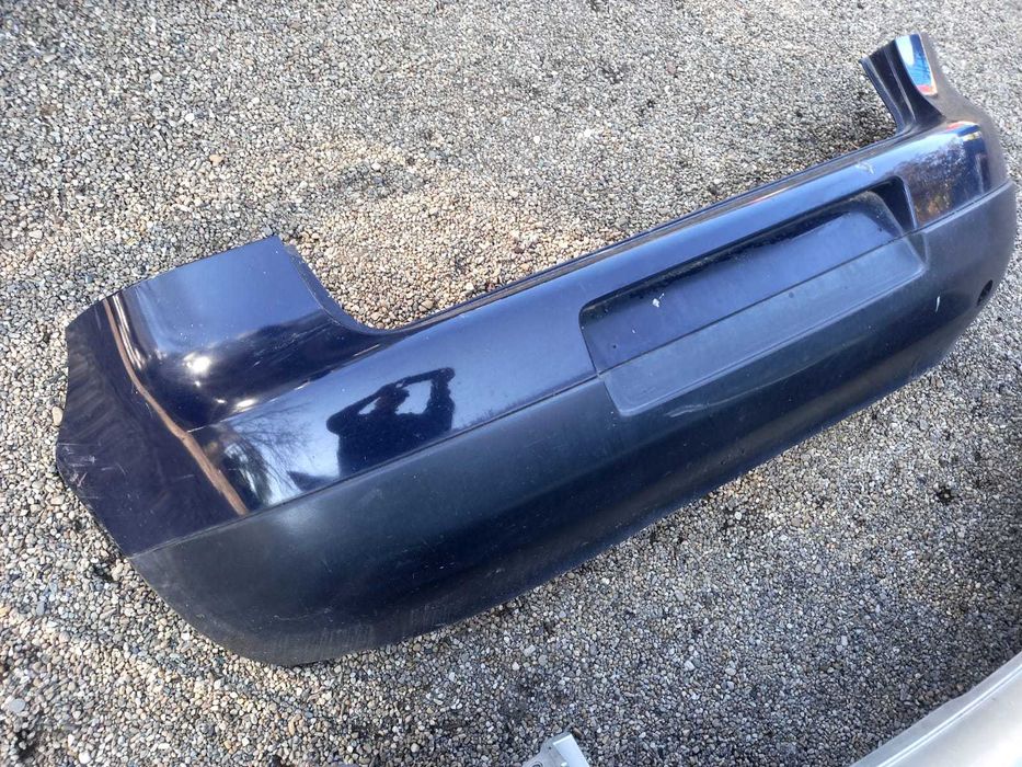 Vw Golf 5 hatchback, bara spate completa din dezmembrari