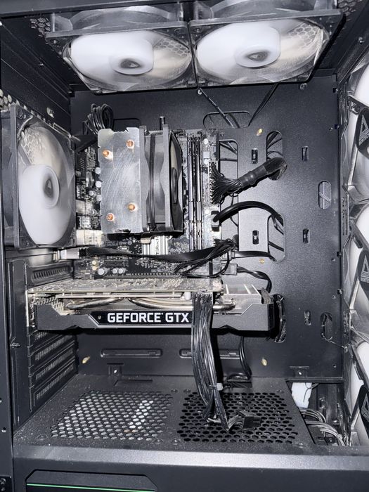 Игровой пк + Монитор, Клавиатура, Мышка Core i5-10400 / GTX 1660ti