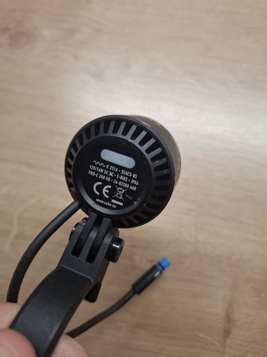 Bec /far Acid Pro-E 200 x-Connect Front Light e-bike
