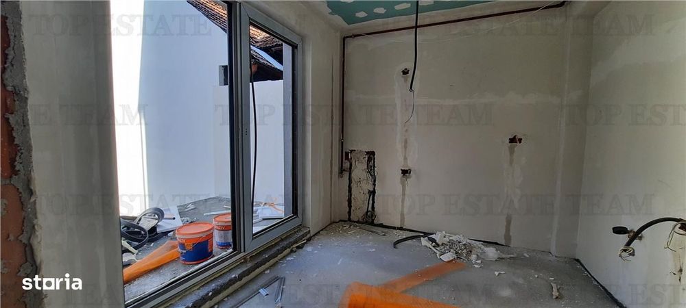 Vanzare apartament 3 camere parter cu gradina 80 mp,  bloc nou, zona p