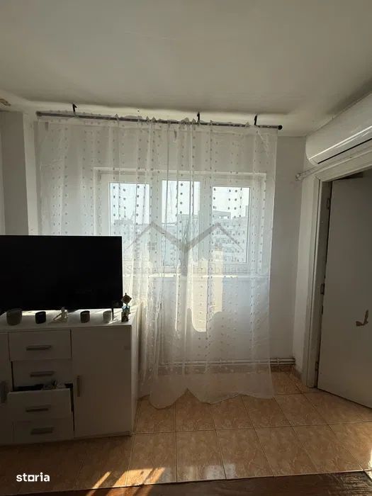 Garsoniera Alexandru in bloc de apartamente
