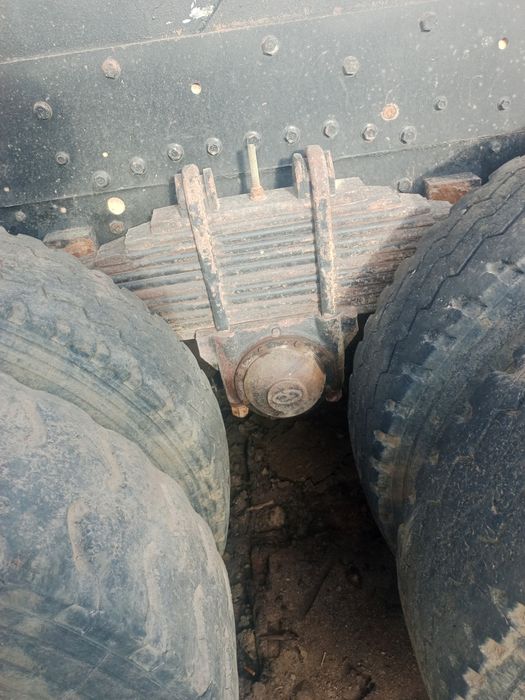 Продам самосвал самс .