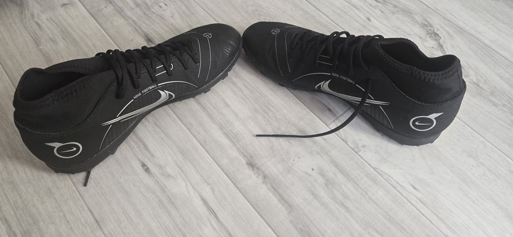 Бутсы Nike Phantom GX Club TF