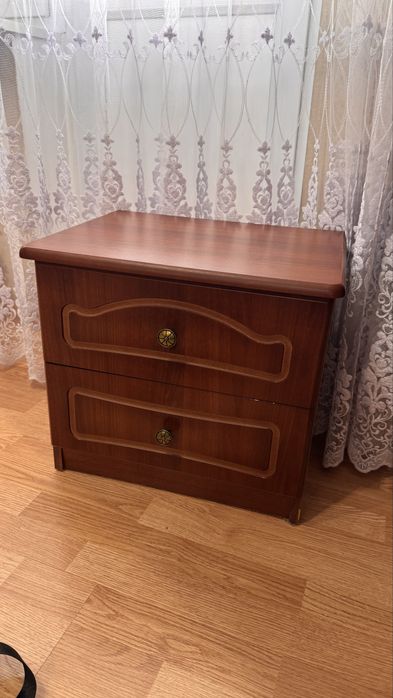 Спальный гарнитур продаю