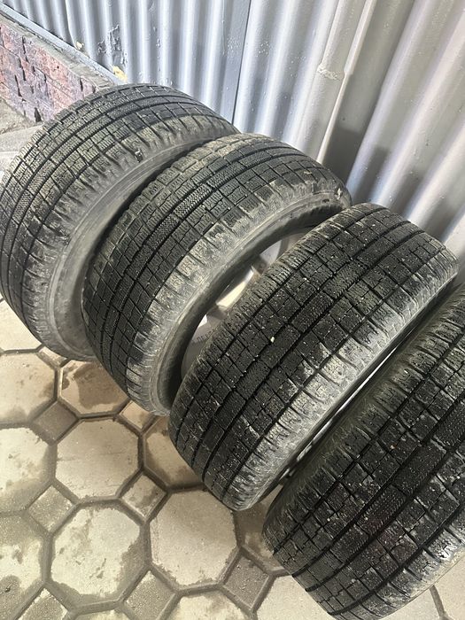 Продам срочно шины