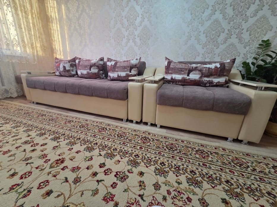 Продам диван+кресло+пуфик