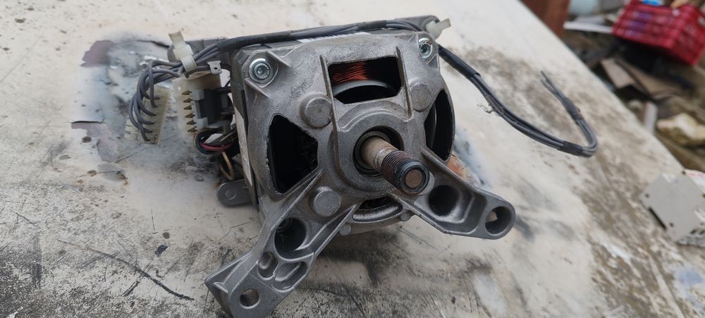 Motor mașina de spalat whirlpool