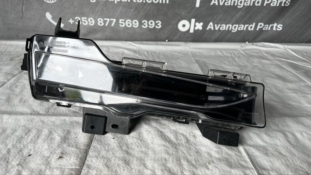 3 броя десен халоген Tesla 3 (2017-2023)