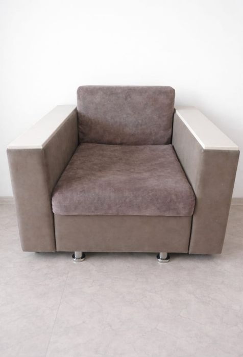 Продам диван и кресло