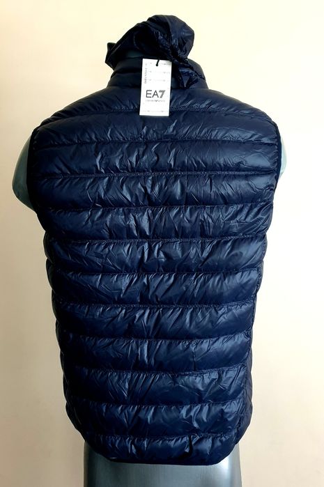 Emporio Armani EA7 Down Vest Mens Size M 2бр НОВО! ОРИГИНАЛ Мъжки Пухени Елеци!