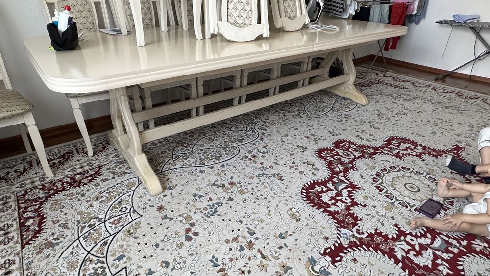 Стол сатылады