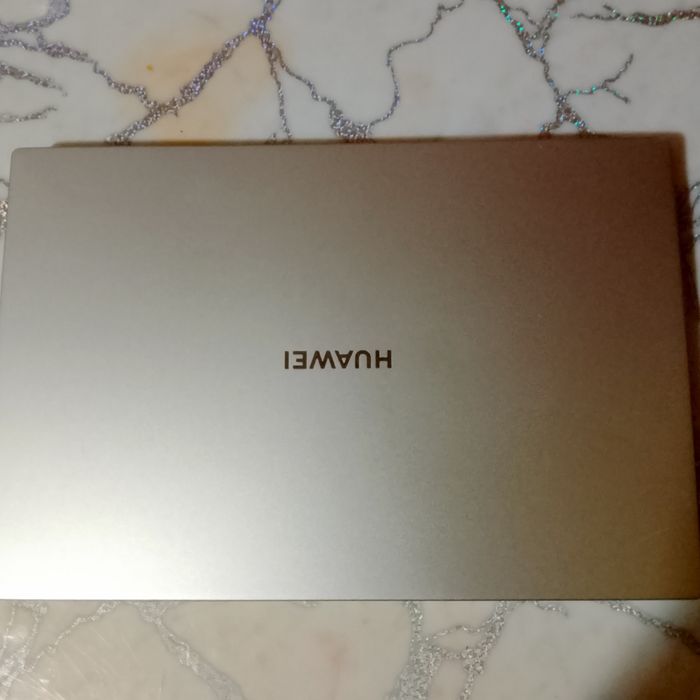 Продам ноутбук Huawei