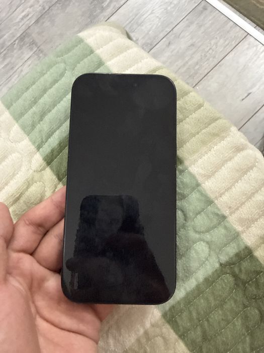 Iphone 16 pro в хорошем состоянии