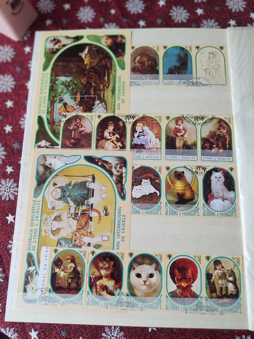 Албум с чуждестранни пощенски марки