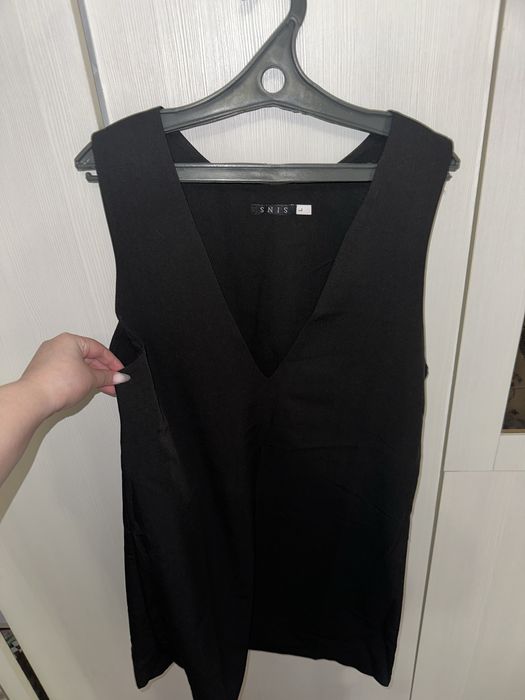 Продам б/у платья, цена договорная