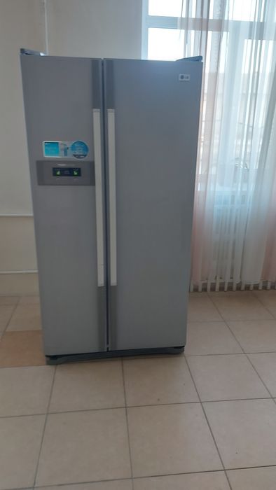 Продам холодильник