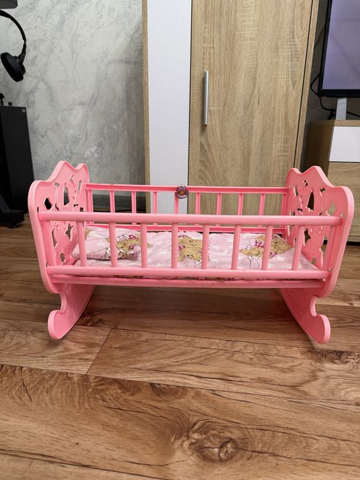 Кровать для кукол