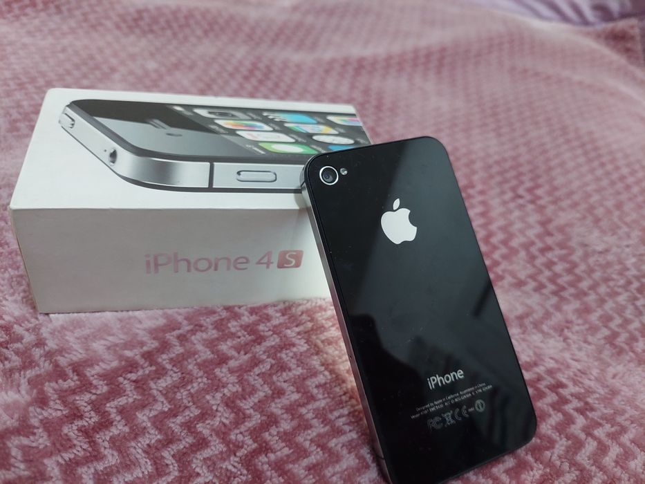 Легендарный IPhone 4s/16g