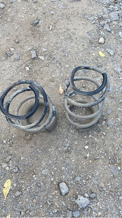 Пружины передние бмв е38