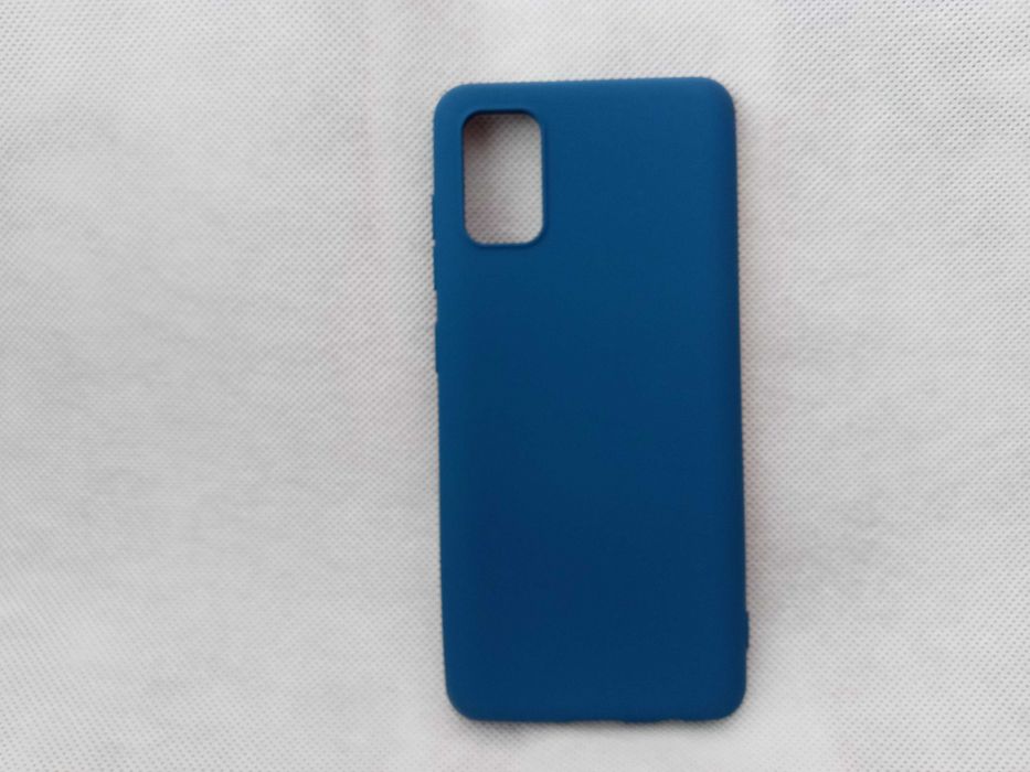 Нови калъфи и протектори за различни модели телефони