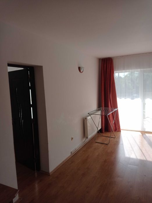 Apartament de inchiriat!
