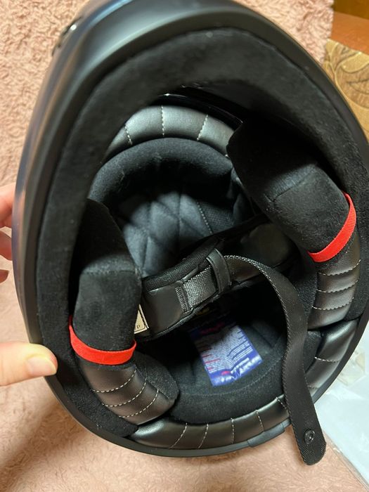 Cască moto HJC + mănuși moto Rev’it Caliber (noi, nefolosite)