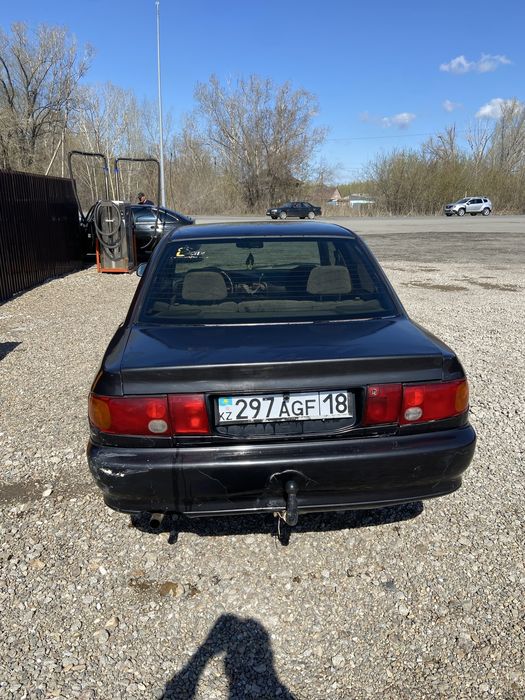 Продам лансер в отс 1995год