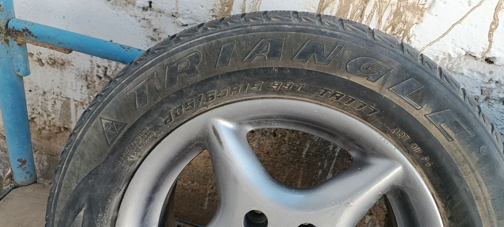 Диски с шинами зимние