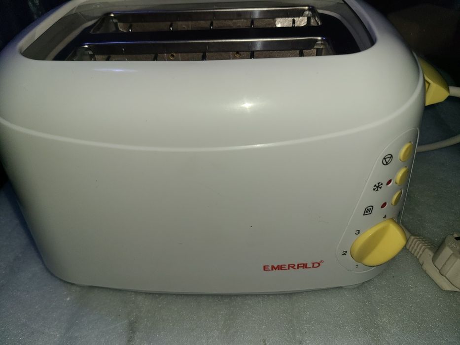 Тостер Эмеральд сотилади