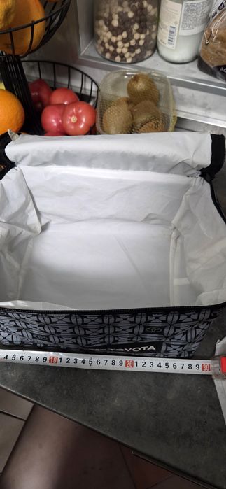 Топло,студена изолираща чанта Тойота