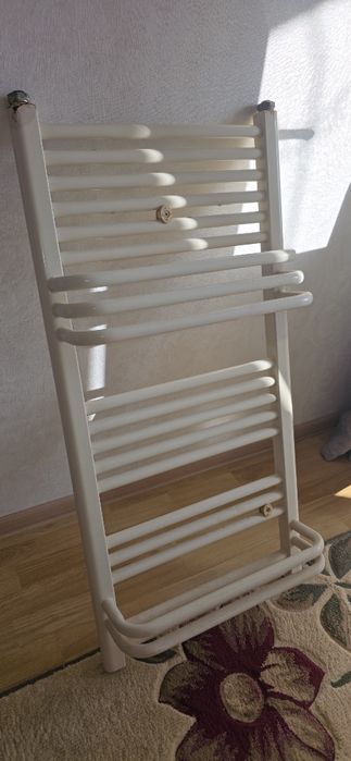 Батарея / полотенце сушитель