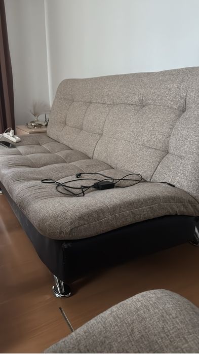 Продам б/у комплект диван и кресло