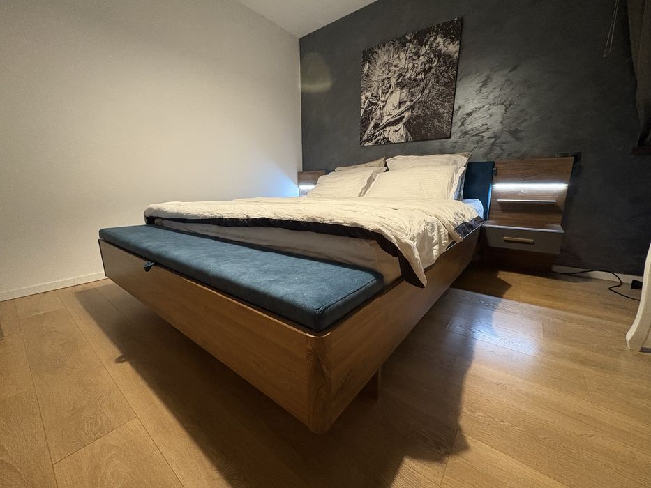 Vand Pat dormitor + somiera + saltea cu memorie 180 x 200 cm