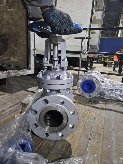 Задвижки sotiladi