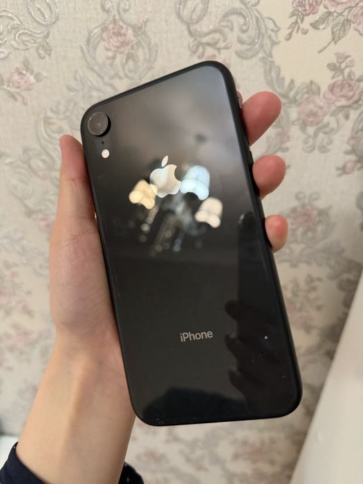 IPhone XR черный 64гб