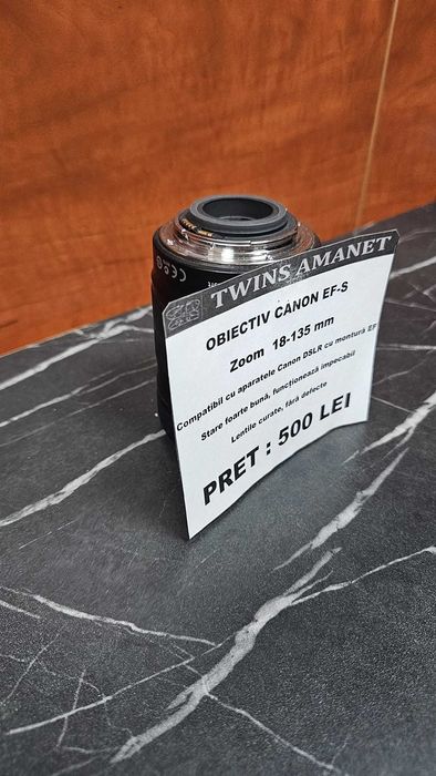 Obiectiv Canon EF 18-135mm